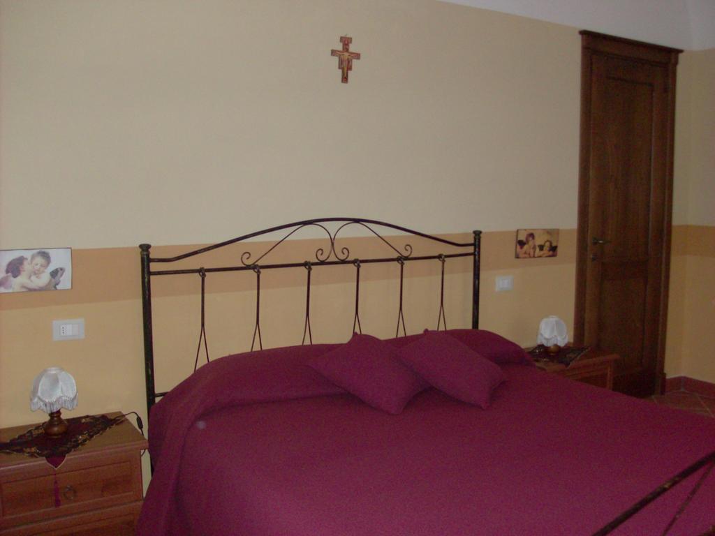 Bucchianico Country House Agriturismo Ciuccunit الغرفة الصورة